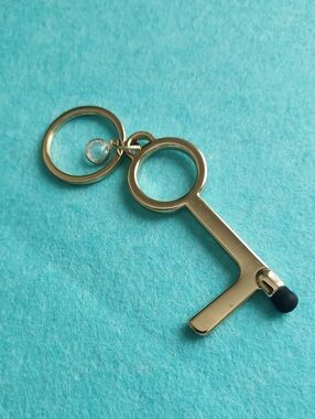 💚Gold Touch-Free Door Opener Keychain with Stylus
